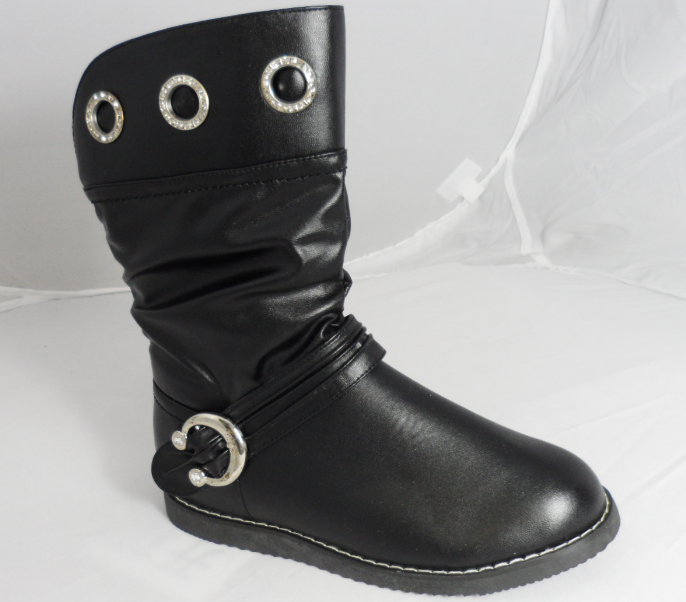 black boots 2